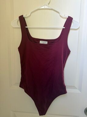 Babaton Square-Neck Burgundy Bodysuit